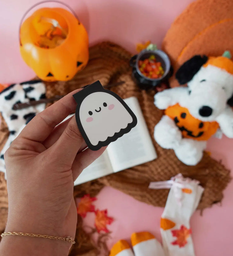 Ghostie Magnet Bookmark